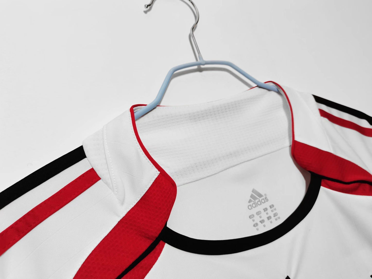 AC Milan Away Shirt 2006/07 – Champions League Final (Kaká 22)