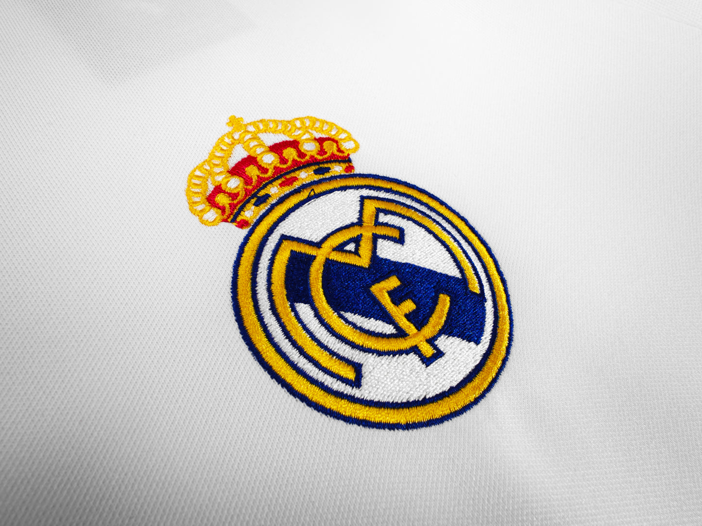 Real Madrid Home Shirt 2003/04 (Zidane 5)