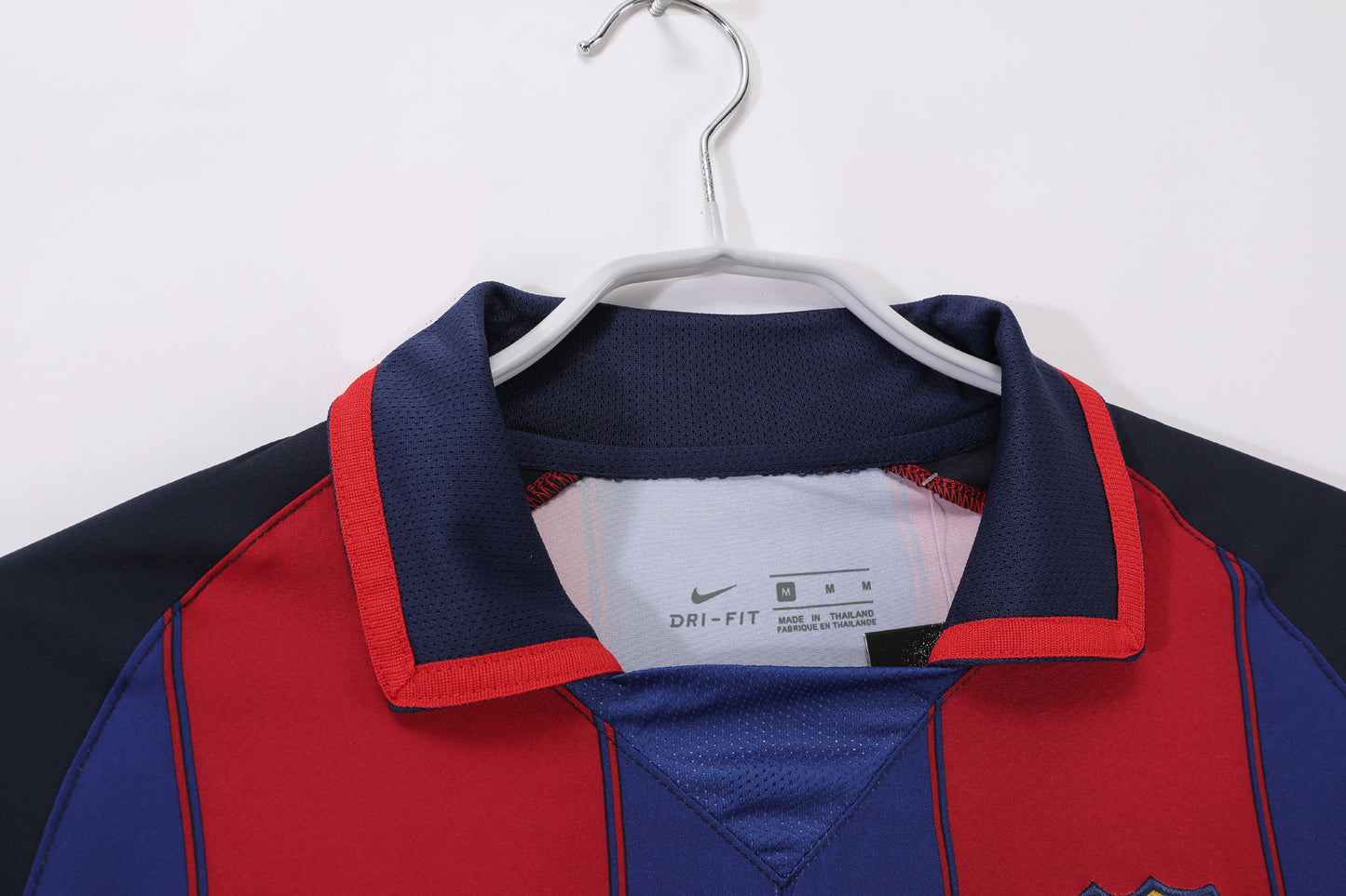 Barcelona Home Shirt 2003/04 (Ronaldinho 10)