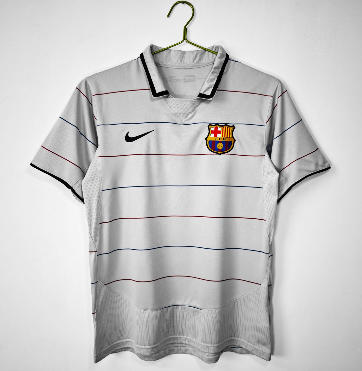 Barcelona Away Shirt 2003/04 (Ronaldinho 10)