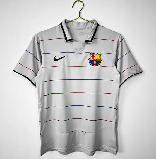 Barcelona Away Shirt 2003/04 (Ronaldinho 10)